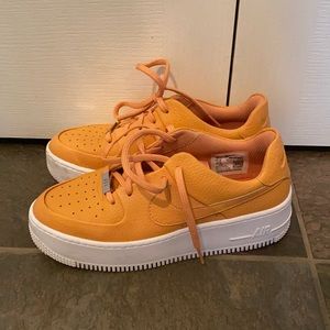 Nike sage low airforce 1